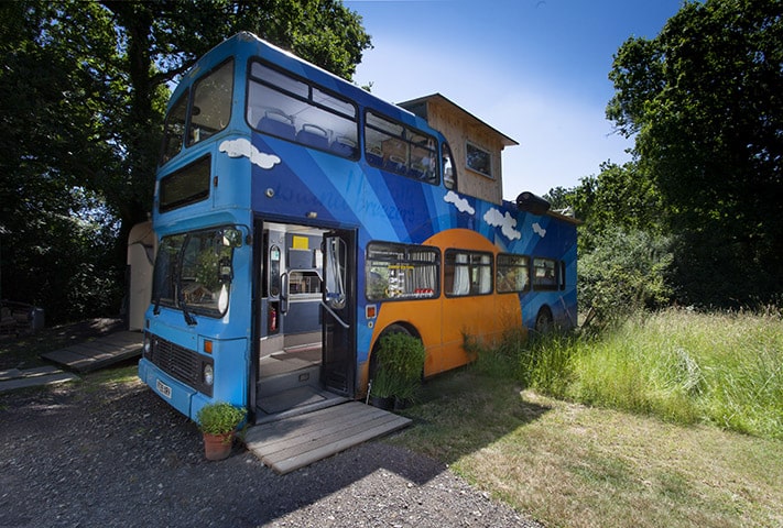 Glamping_Parsons_Bus)_711x480-min